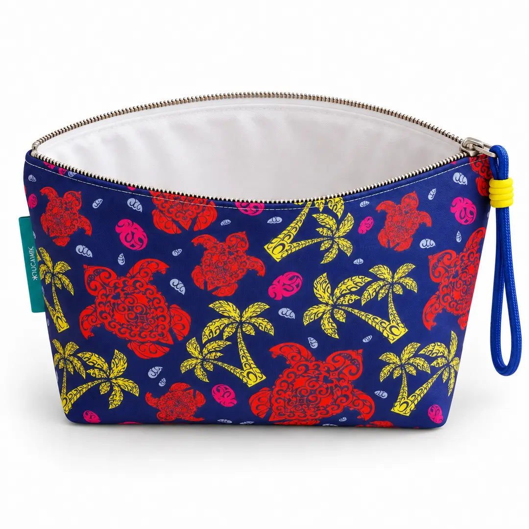 Necessaire Grande Impermeável Gal Tartarugas Tropicais — aberta e vazia, interior branco sem forro