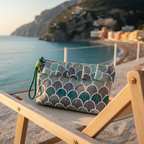 Bolsa Grande Impermeável Maggy com Folho Ikat Escamas Verde | Cucawik