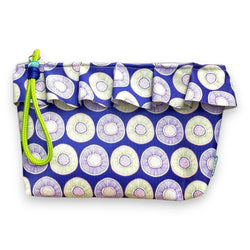 Necessaire Grande Impermeável Maggy com Folho Kiwi Ilustrado Fundo Roxo | Cucawik