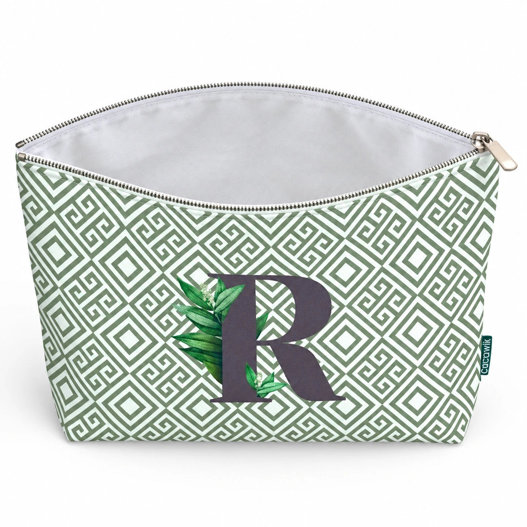 Bolsa Guta verde letra R — aberta e vazia, interior branco sem forro e sem divisórias