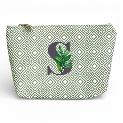 Necessaire Grande Impermeável Guta Verde Letra S | Cucawik
