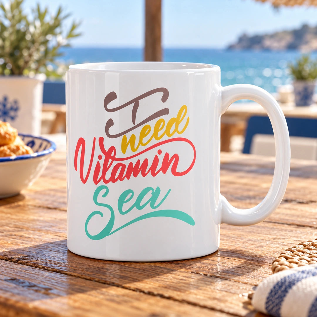 Caneca de Cerâmica com Frase "I Need Vitamin Sea" em ambiente lifestyle | Cucawik