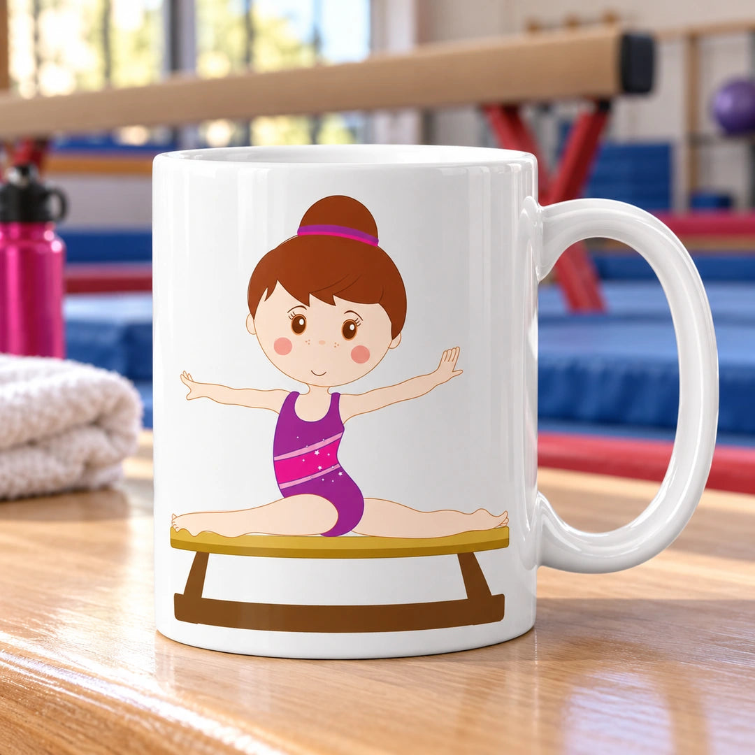 Caneca de Cerâmica Ginástica Artística de Trave em ambiente lifestyle | Cucawik