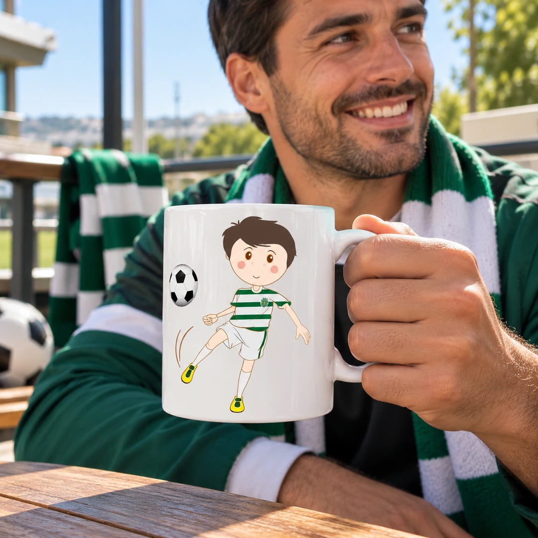 Caneca de Cerâmica Jogador de Futebol do Sporting em utilização | Cucawik