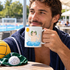 Caneca de Cerâmica Jogador de Polo Aquático em utilização | Cucawik