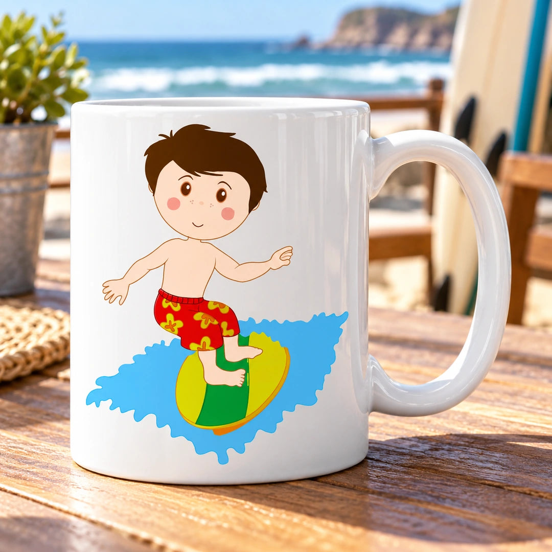 Caneca de Cerâmica Surfista Homem em ambiente lifestyle | Cucawik