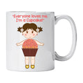 Caneca com Boneca Cupcake e Frase "Everyone Loves Me. I'm a Cupcake!" Cucawik - Cucawik