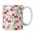 Caneca com padrão de cerejas