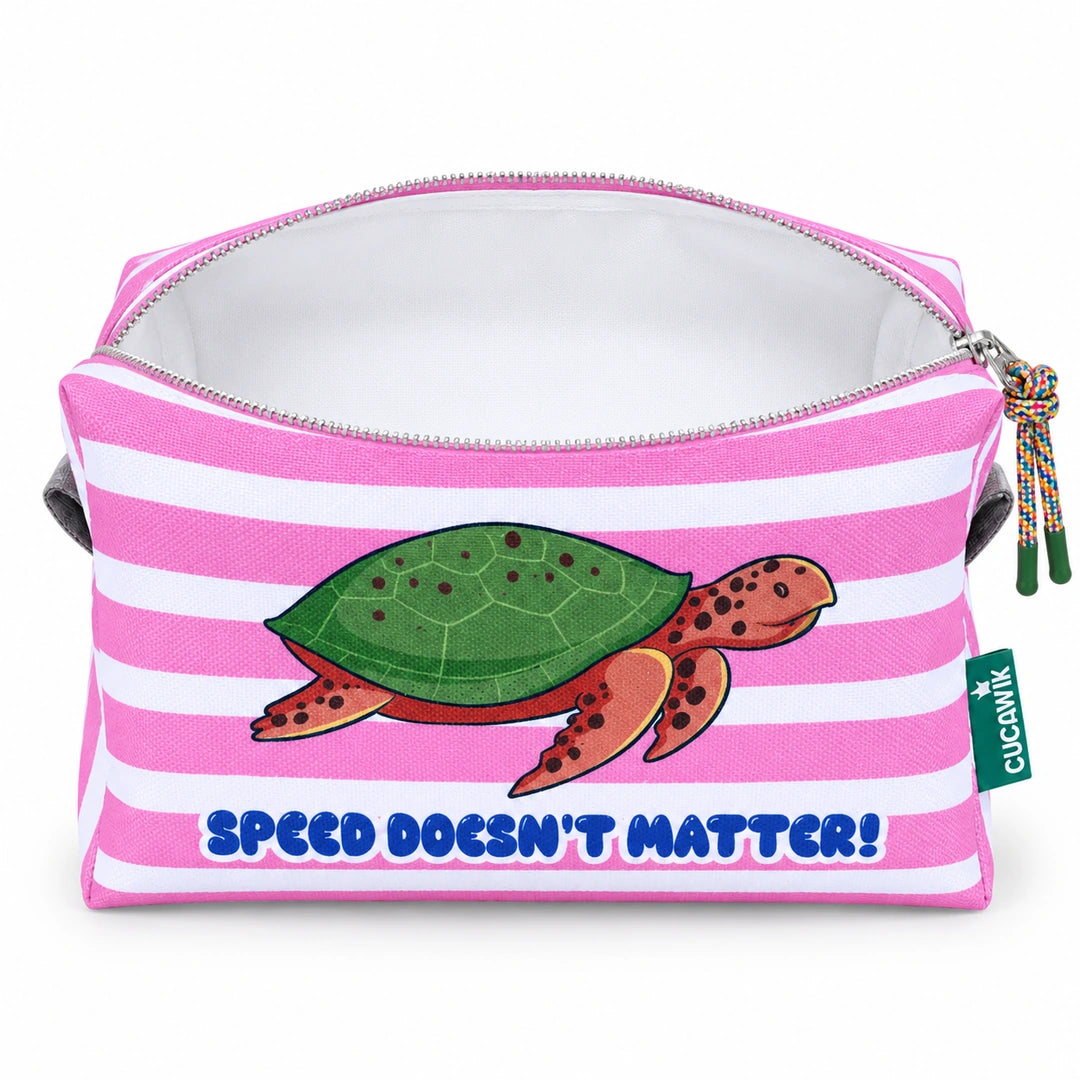 Necessaire Grande Impermeável Eden "Speed Doesn't Matter!" — aberta e vazia, interior branco sem forro nem divisórias