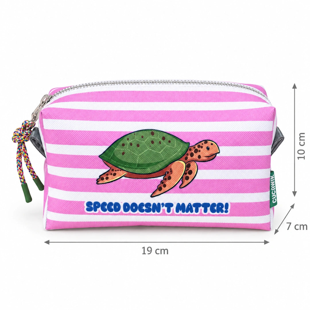 Necessaire Médio Impermeável Eden "Speed Doesn't Matter!" — com medidas