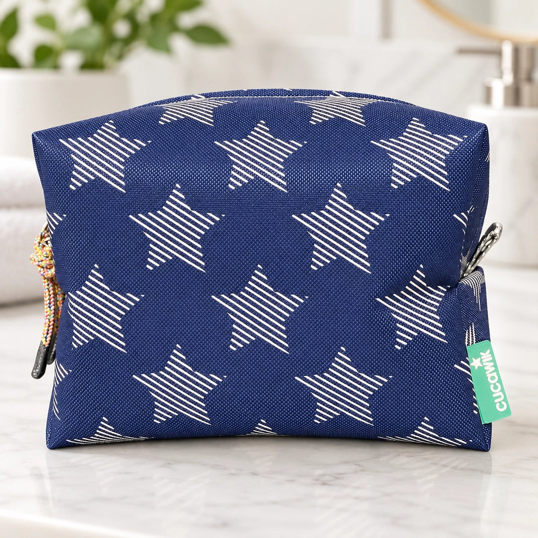 Necessaire Grande Impermeável Eden Estrelas Ganga — em ambiente de casa de banho
