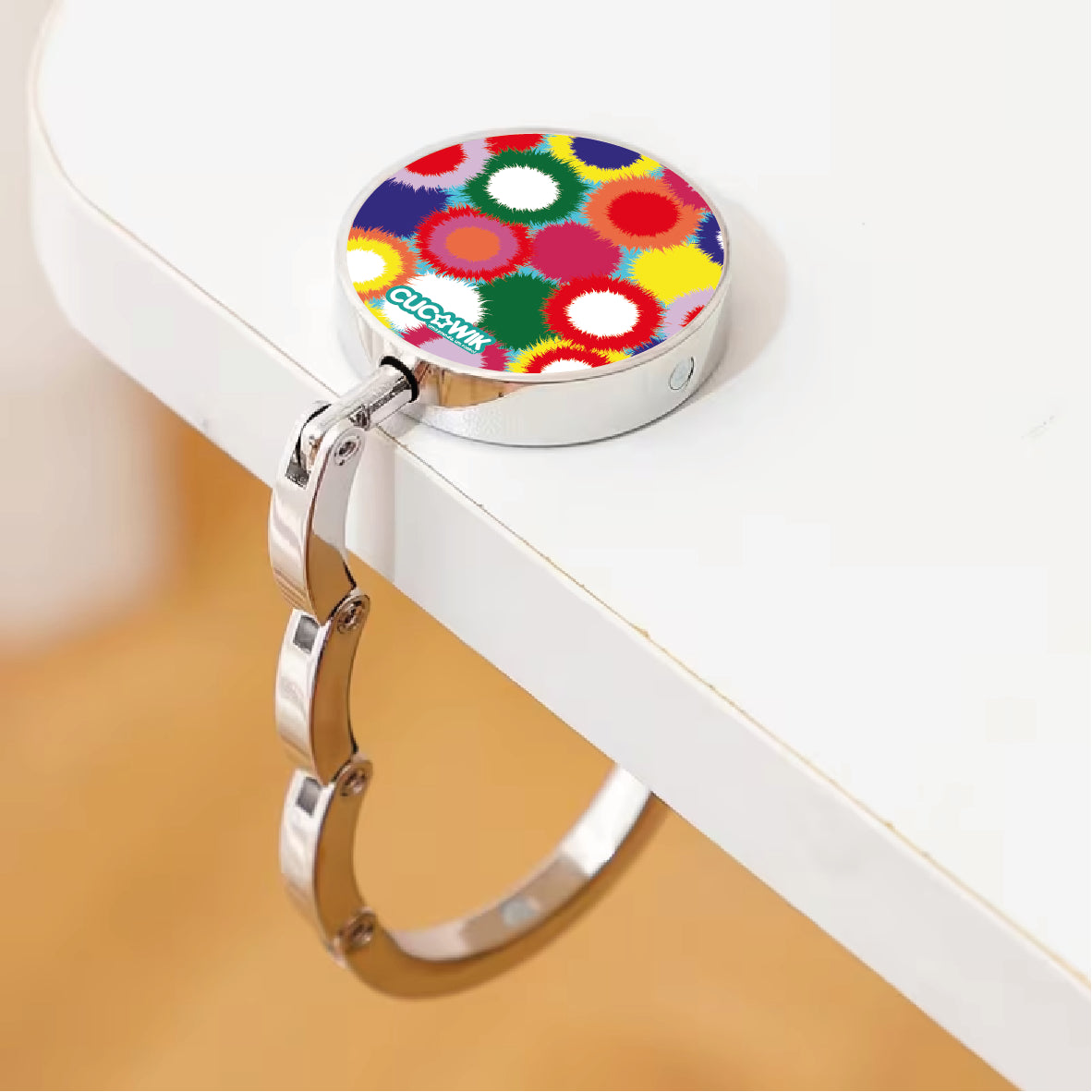 Gancho de Mala Dobrável para Mesa Pompons Coloridos | Cucawik