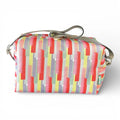 Lancheira Isotérmica Impermeável Lake Riscas Pastel