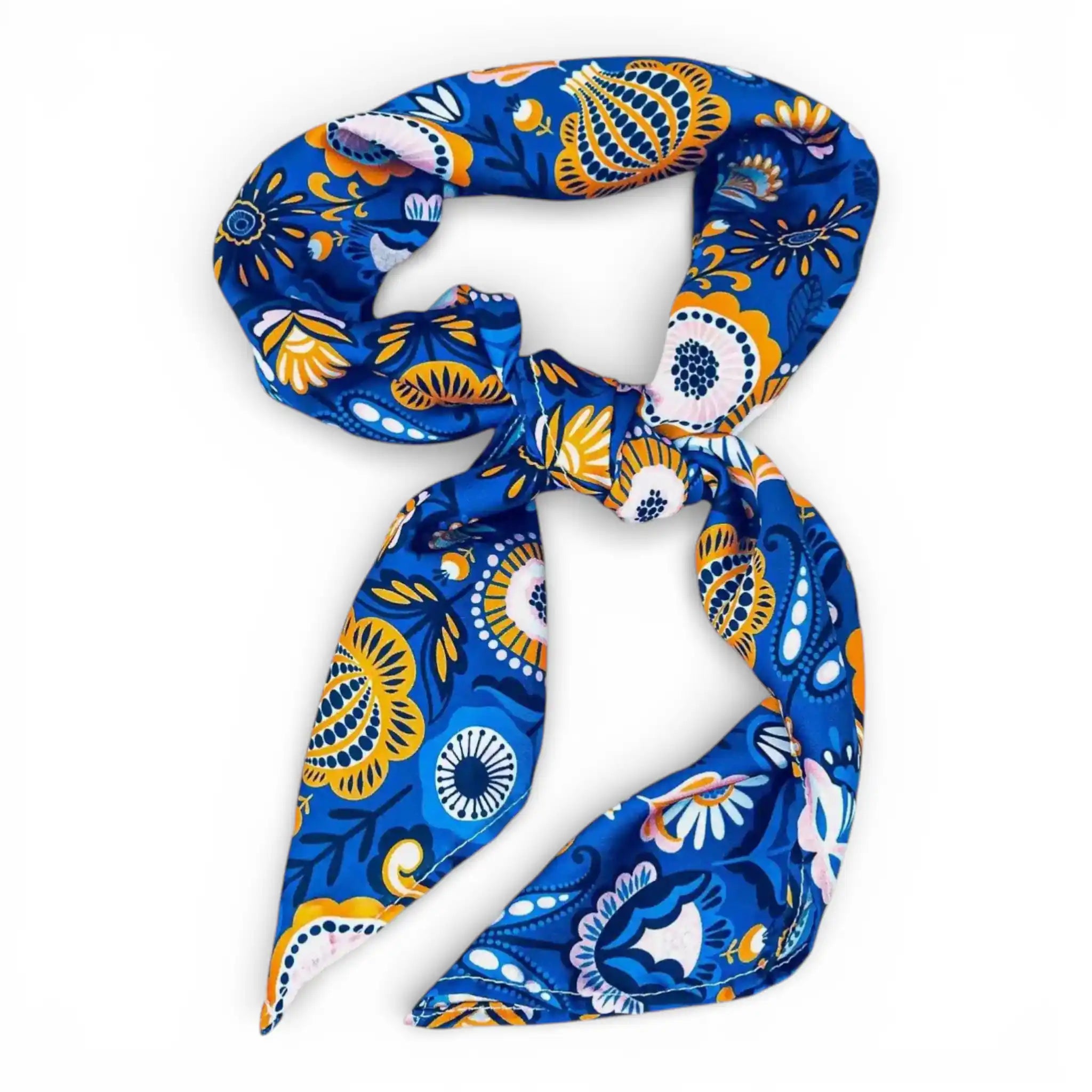 Lenço de Cetim Loren 70x70 Flores Escandinavas Laranja e Azul | Cucawik